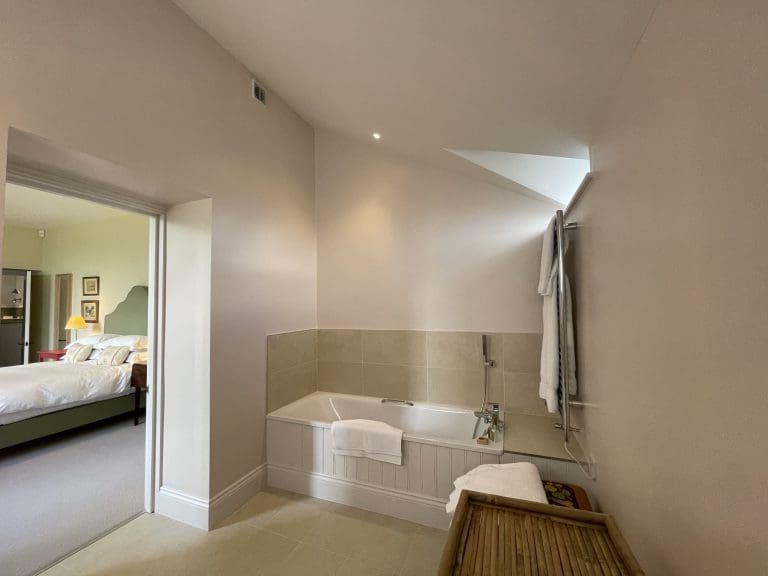 Bathroom 13