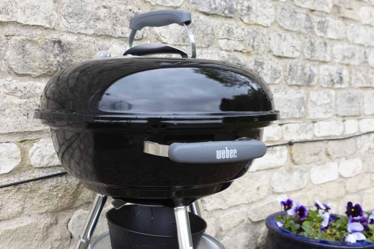 BBQ - Middlefield Cottage with hot tub, York