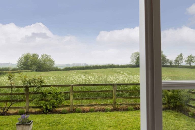Garden view - Middlefield Cottage with hot tub, York