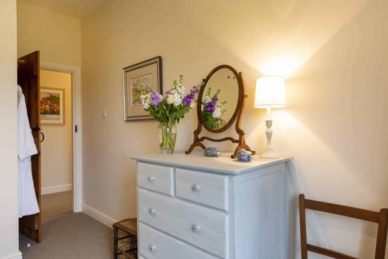Bedroom - Middlefield Cottage with hot tub, York