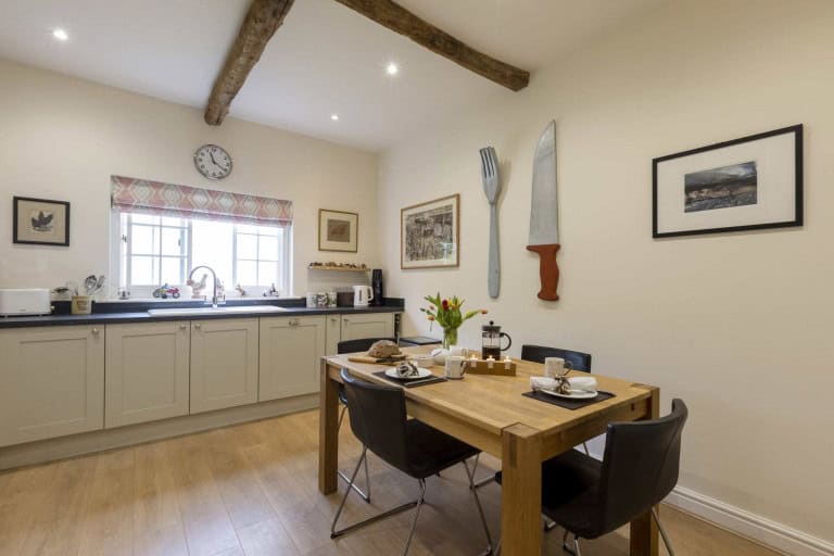 Kitchen - Middlefield Cottage with hot tub, York