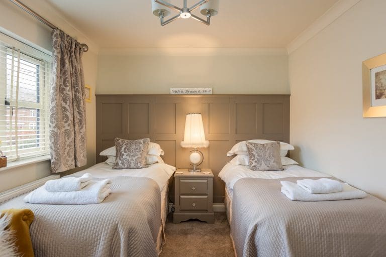 Ewelands House Bedroom 3-3