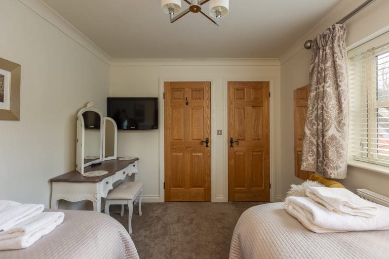 Ewelands House Bedroom 3-4