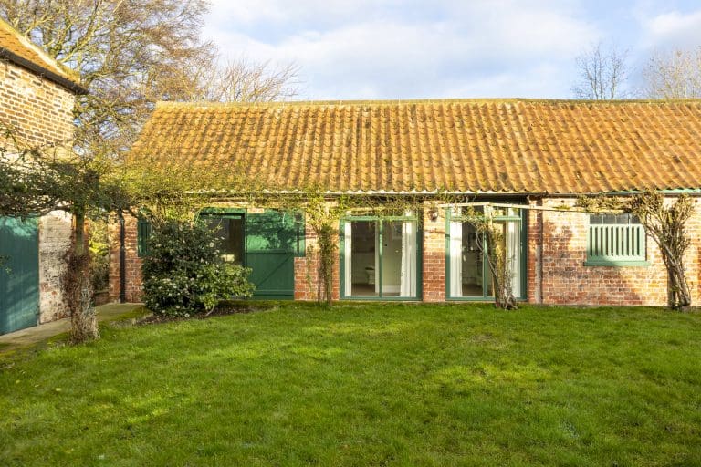 Estate Cottage_23